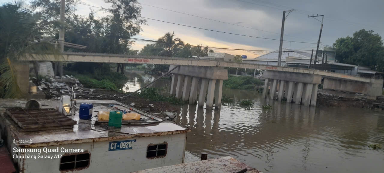 Cầu kênh ba, huyện Cờ Đỏ, TPCT