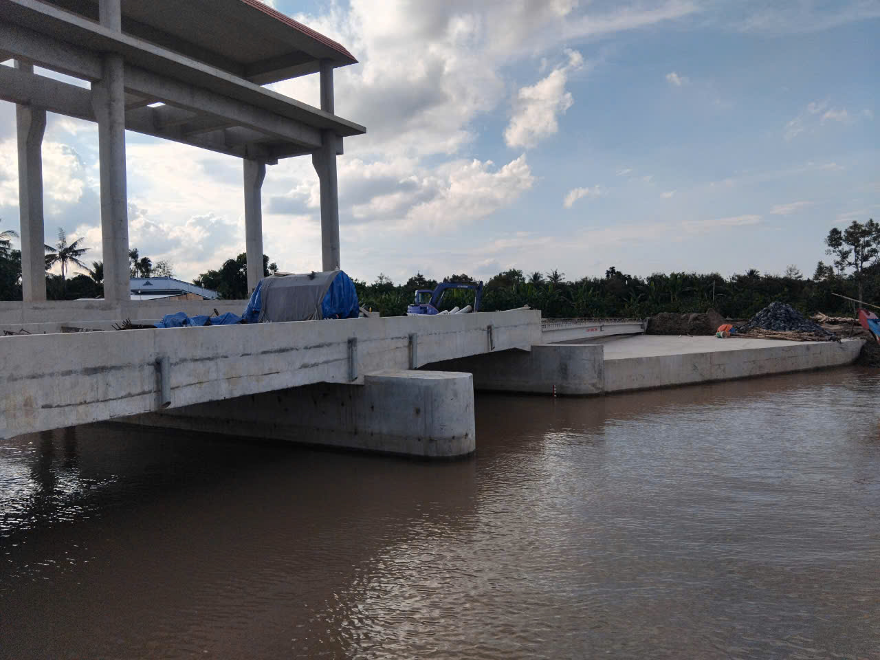 Cống Định Bình, huyện Châu Thành, tỉnh Bến Tre