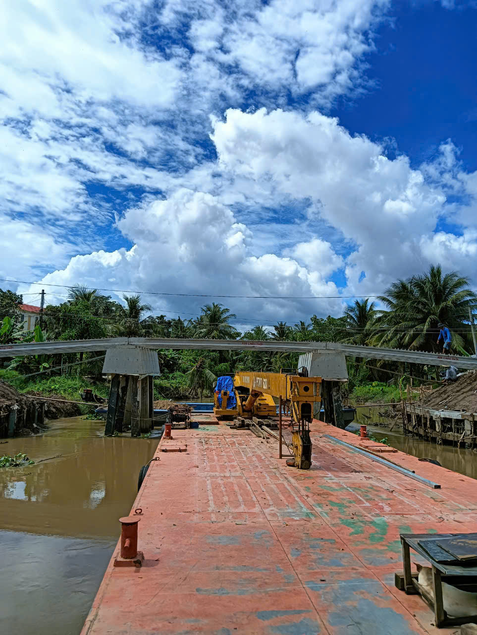 Cầu Đình Ngã Ba, xã An Quảng Hữu, huyện Trà Cú, tỉnh Trà Vinh